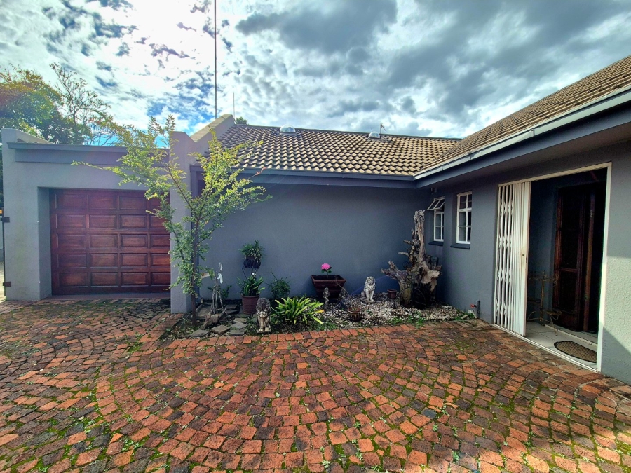 3 Bedroom Property for Sale in Vanderbijlpark SW 5 Gauteng