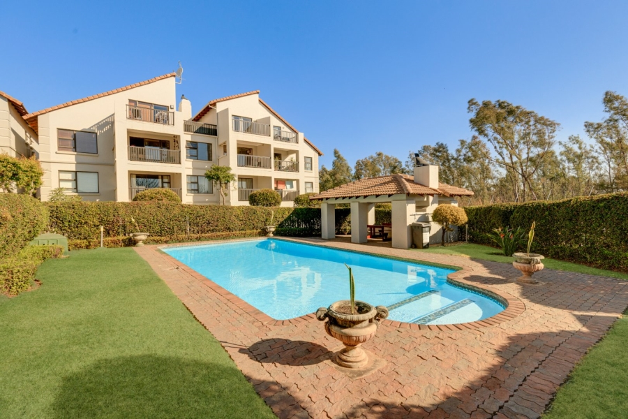To Let 2 Bedroom Property for Rent in Sunninghill Gauteng
