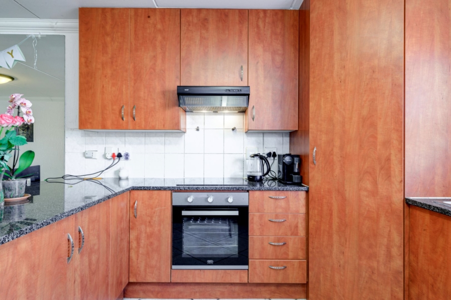 To Let 2 Bedroom Property for Rent in Sunninghill Gauteng