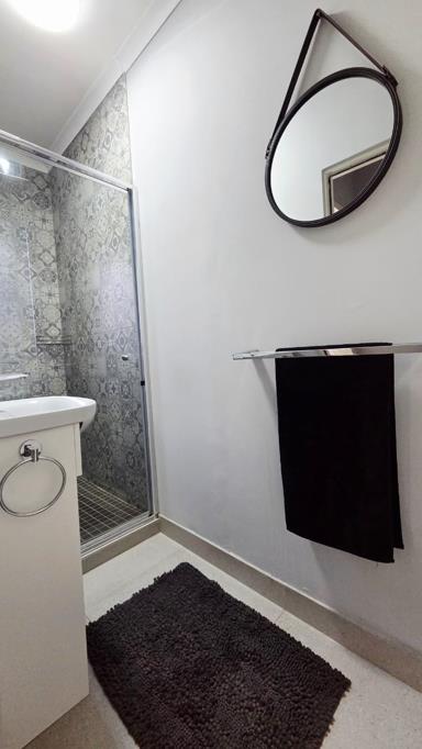 2 Bedroom Property for Sale in Noordwyk Gauteng