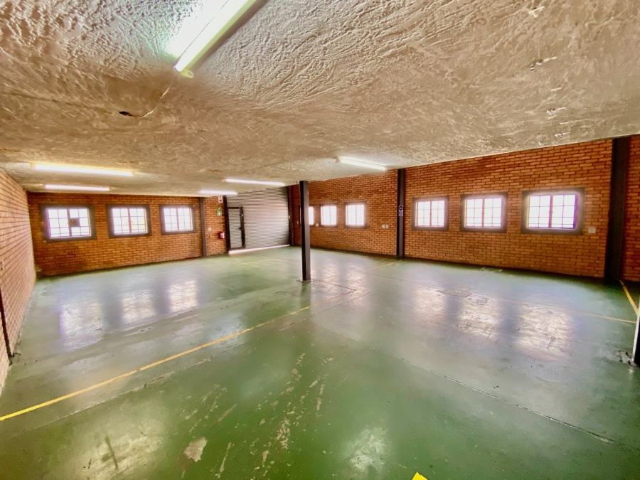 To Let Commercial Property for Rent in Hennopspark Industrial Gauteng