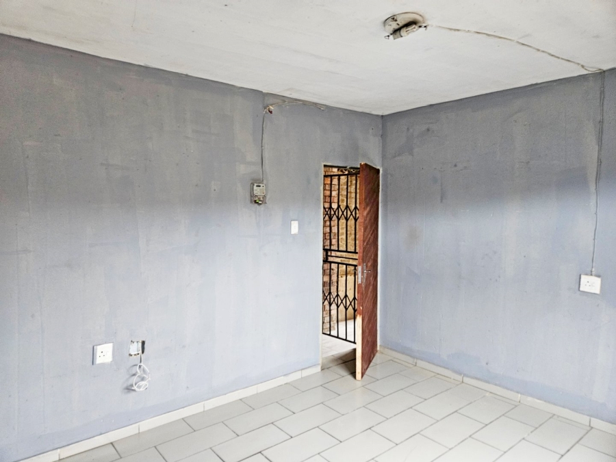 16 Bedroom Property for Sale in Tembisa Central Gauteng