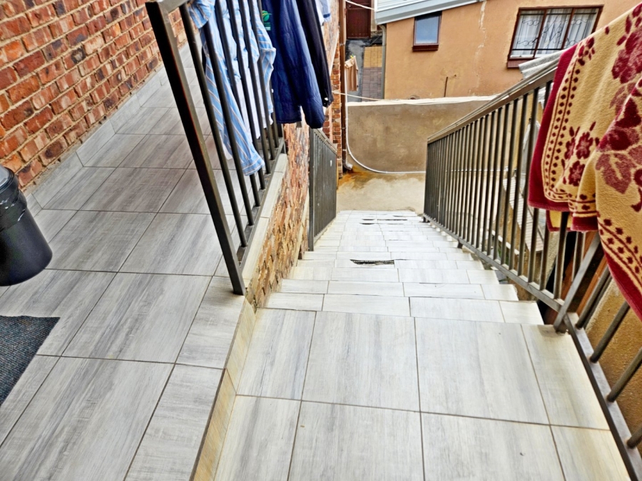 16 Bedroom Property for Sale in Tembisa Central Gauteng