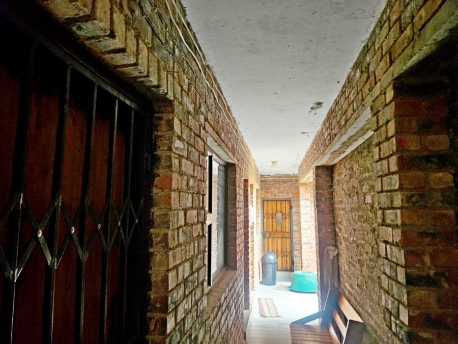 16 Bedroom Property for Sale in Tembisa Central Gauteng
