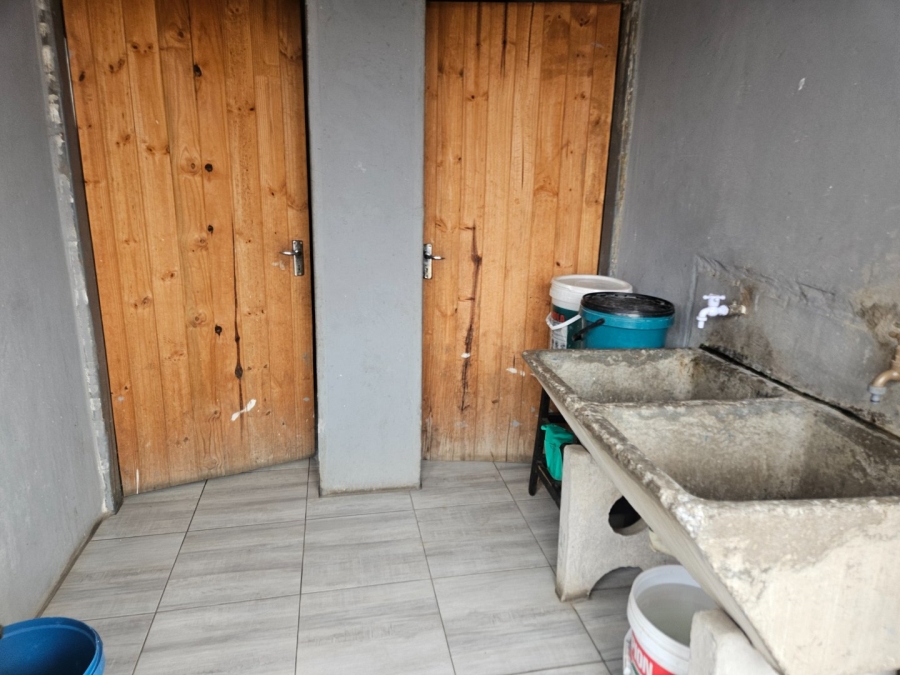 16 Bedroom Property for Sale in Tembisa Central Gauteng