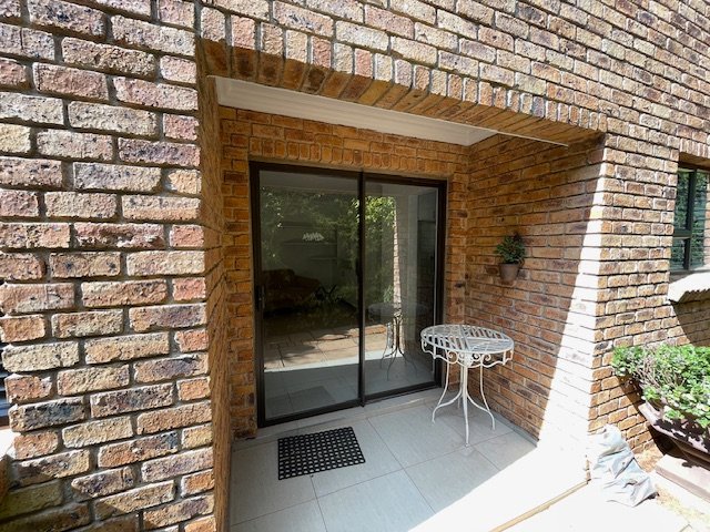 To Let 1 Bedroom Property for Rent in Bedfordview Gauteng