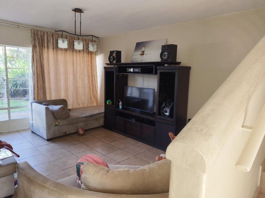 3 Bedroom Property for Sale in Edenvale Central Gauteng