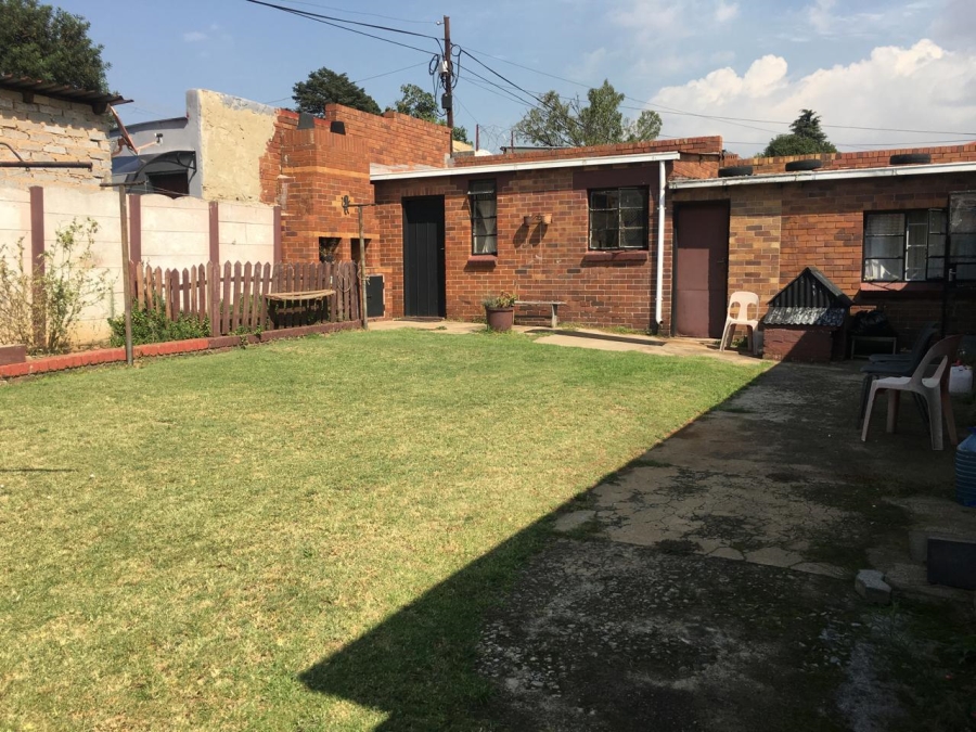 2 Bedroom Property for Sale in South Hills Gauteng