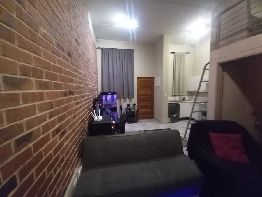 1 Bedroom Property for Sale in Upper Houghton Gauteng