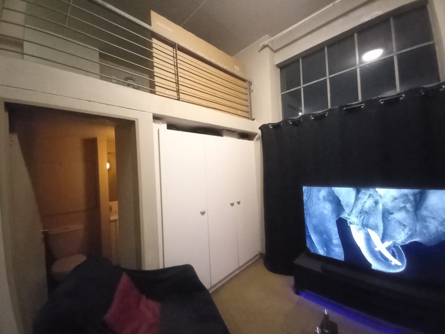 1 Bedroom Property for Sale in Upper Houghton Gauteng