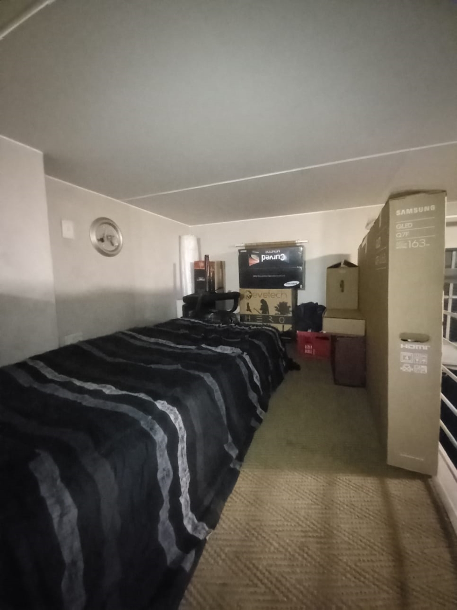 1 Bedroom Property for Sale in Upper Houghton Gauteng