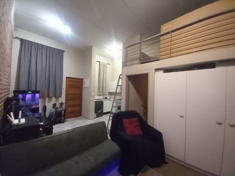1 Bedroom Property for Sale in Upper Houghton Gauteng