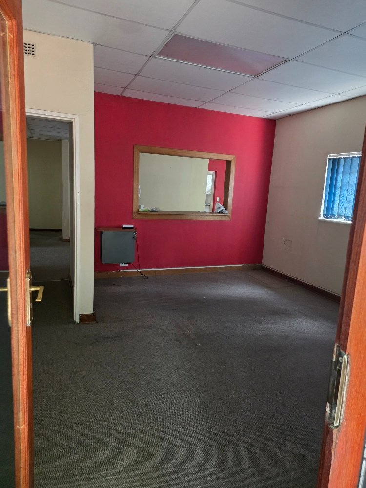 To Let Commercial Property for Rent in Ferndale Gauteng