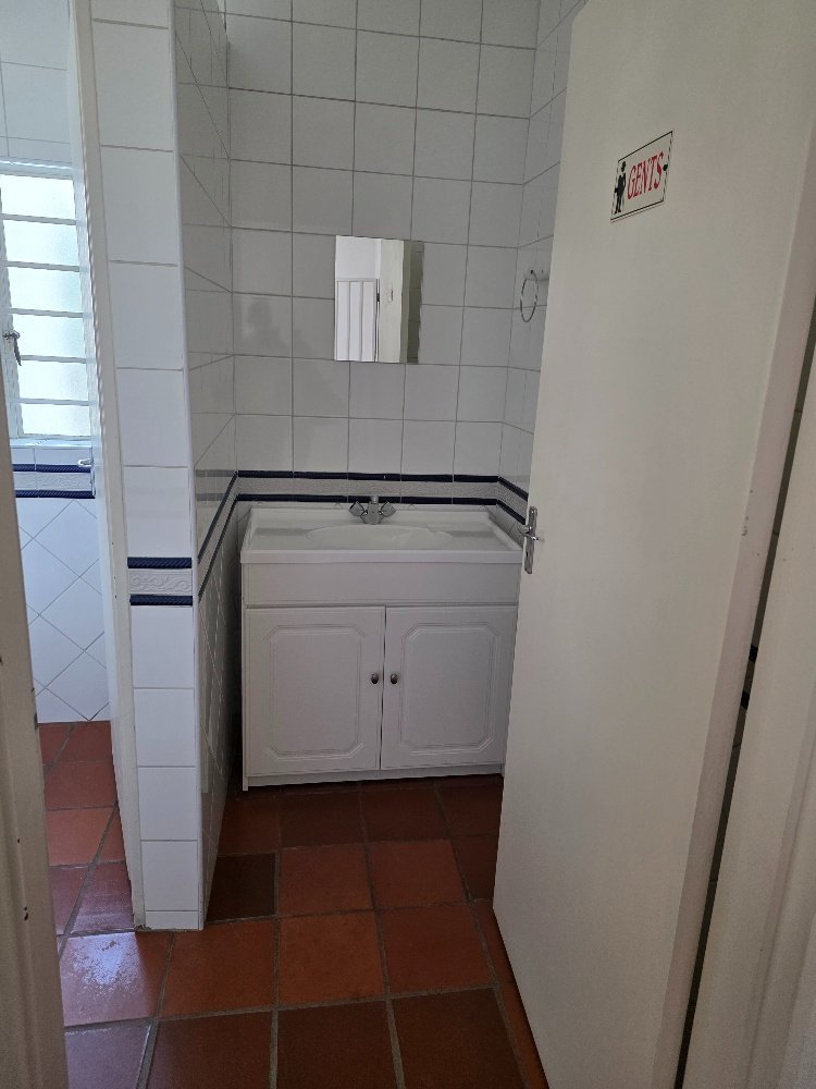 To Let Commercial Property for Rent in Ferndale Gauteng