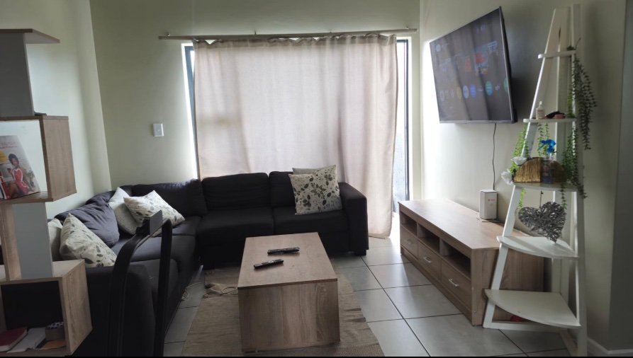 2 Bedroom Property for Sale in Grand Central Gauteng