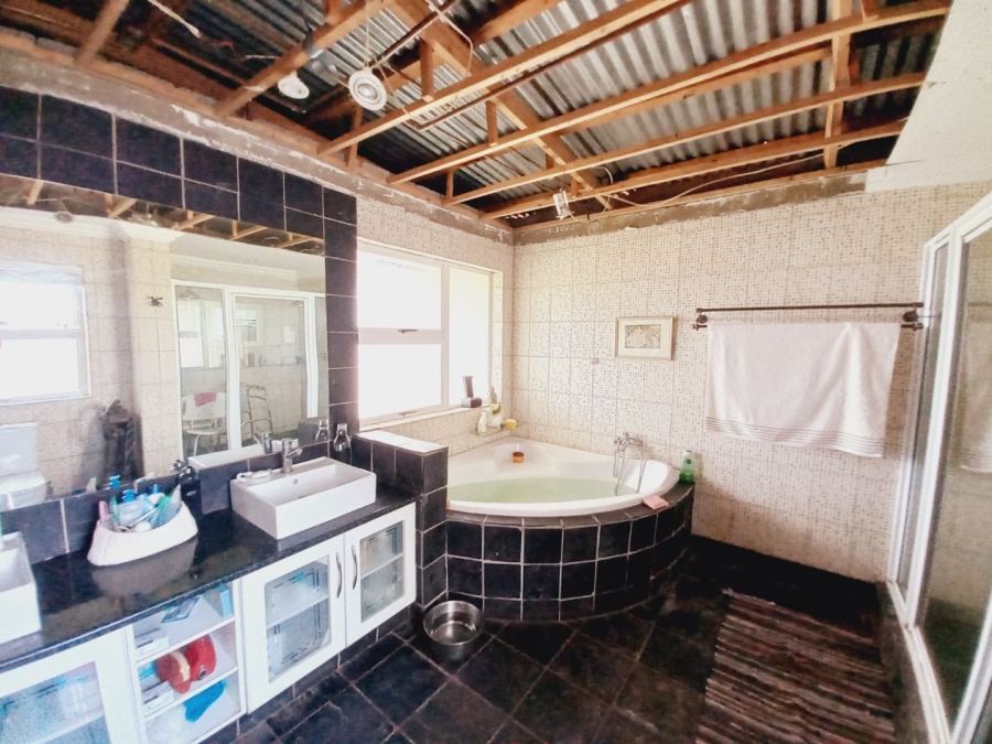 4 Bedroom Property for Sale in Primrose Gauteng