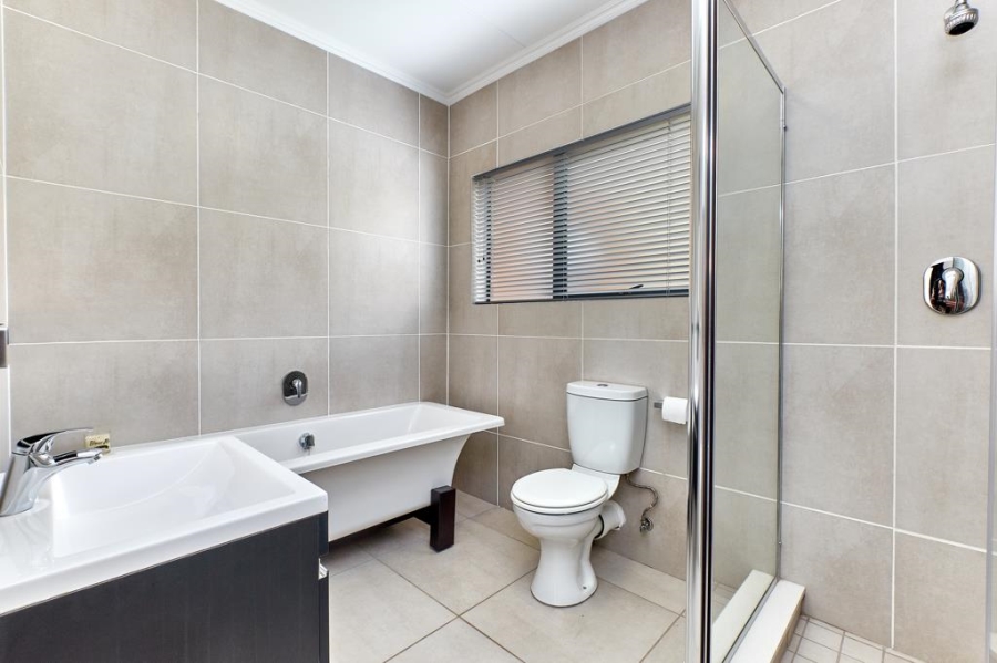 3 Bedroom Property for Sale in Kyalami Hills Gauteng