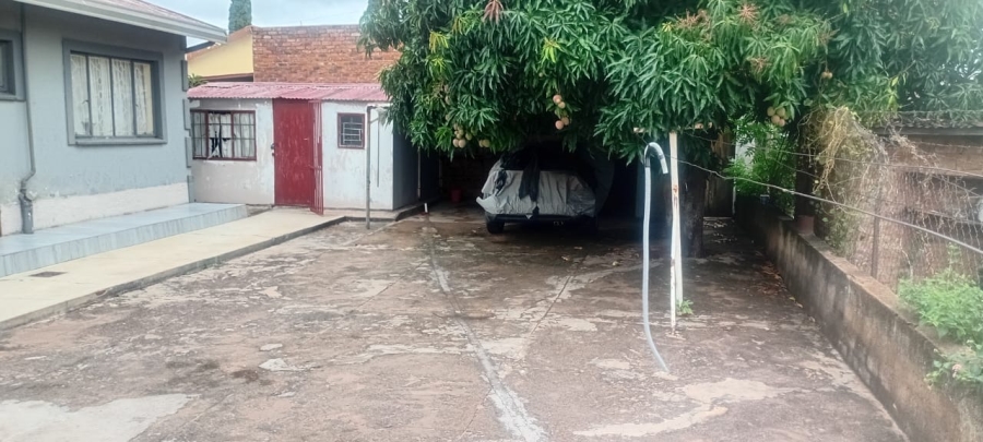 2 Bedroom Property for Sale in Soshanguve AA Gauteng