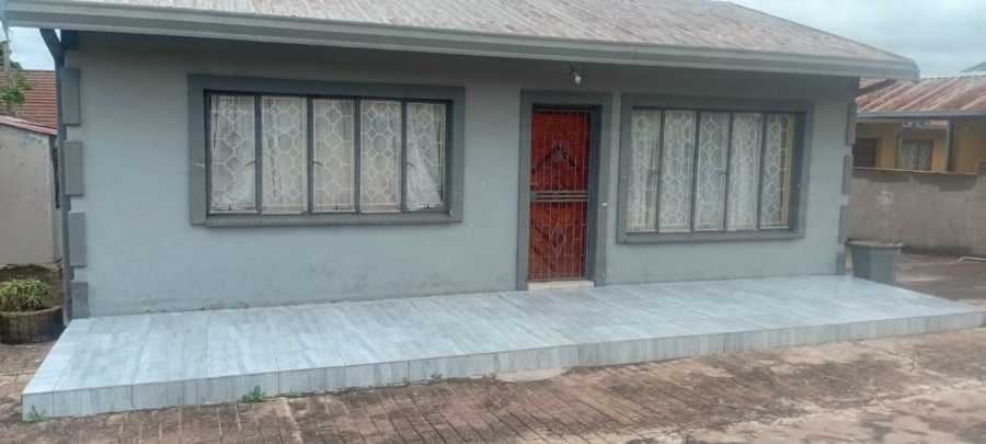 2 Bedroom Property for Sale in Soshanguve AA Gauteng