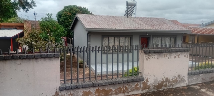 2 Bedroom Property for Sale in Soshanguve AA Gauteng