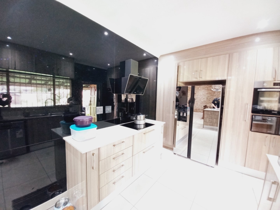 3 Bedroom Property for Sale in Illiondale Gauteng