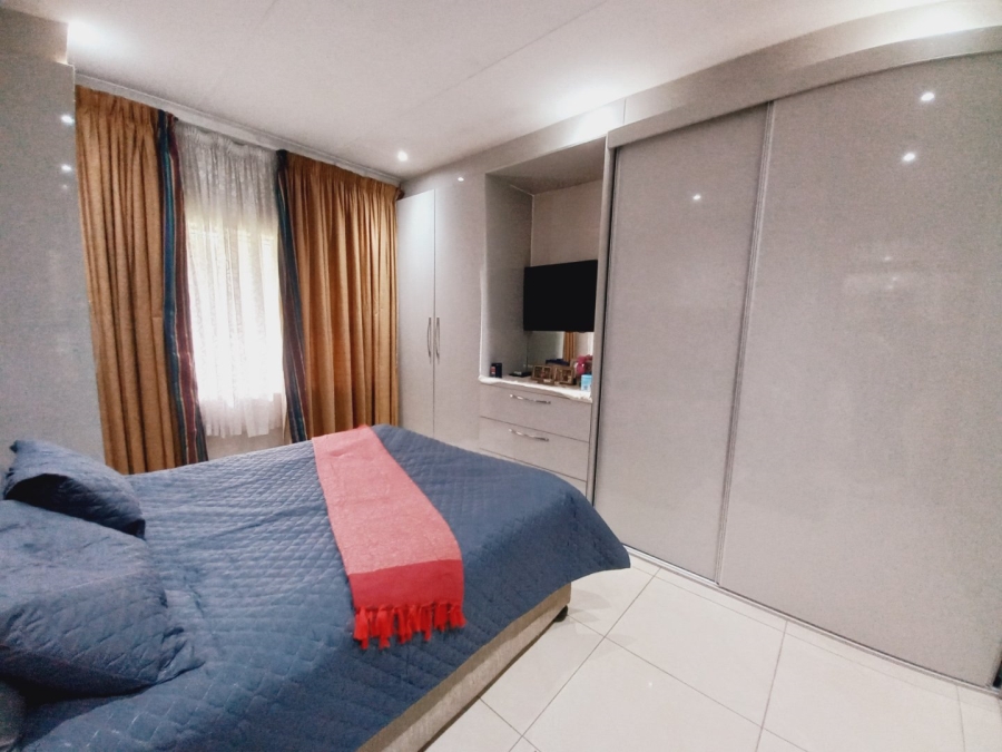 3 Bedroom Property for Sale in Illiondale Gauteng