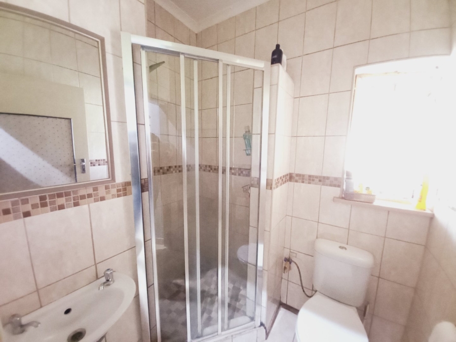 3 Bedroom Property for Sale in Illiondale Gauteng