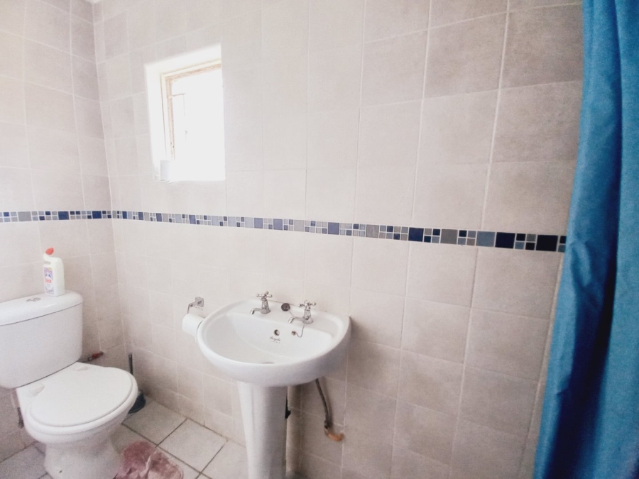 3 Bedroom Property for Sale in Illiondale Gauteng