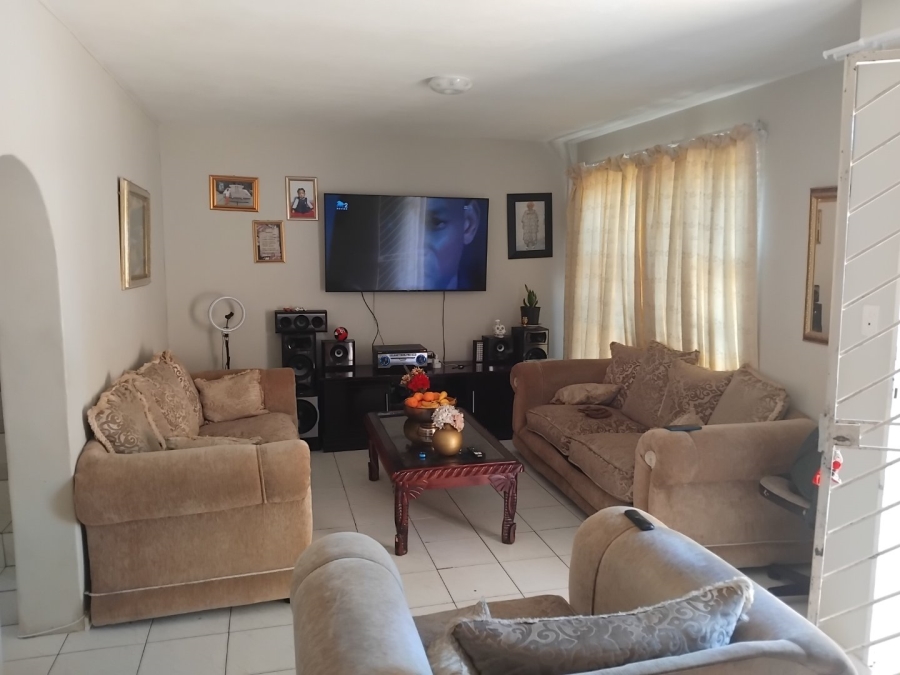 3 Bedroom Property for Sale in Jeppestown Gauteng