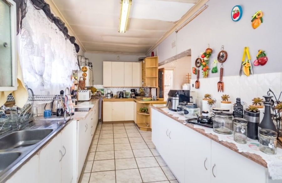 4 Bedroom Property for Sale in Randgate Gauteng