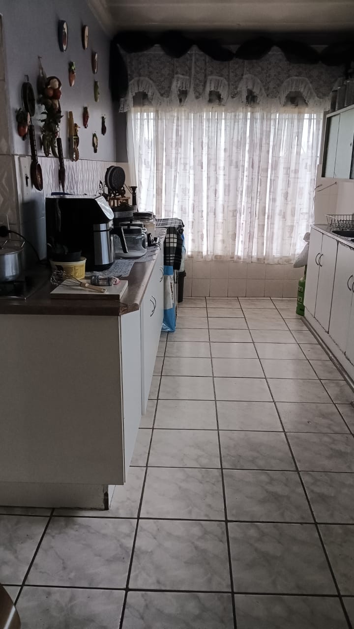 4 Bedroom Property for Sale in Randgate Gauteng