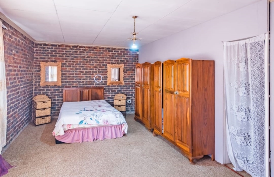 4 Bedroom Property for Sale in Randgate Gauteng