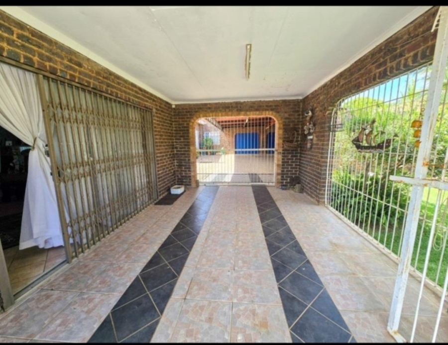 4 Bedroom Property for Sale in Randgate Gauteng