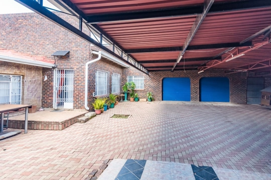 4 Bedroom Property for Sale in Randgate Gauteng