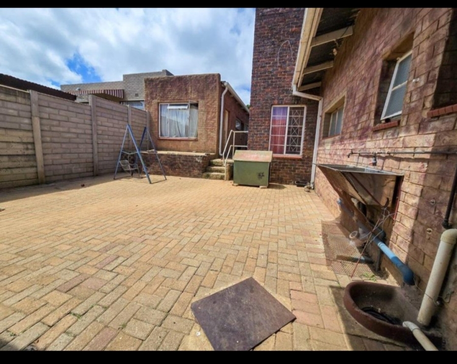 4 Bedroom Property for Sale in Randgate Gauteng