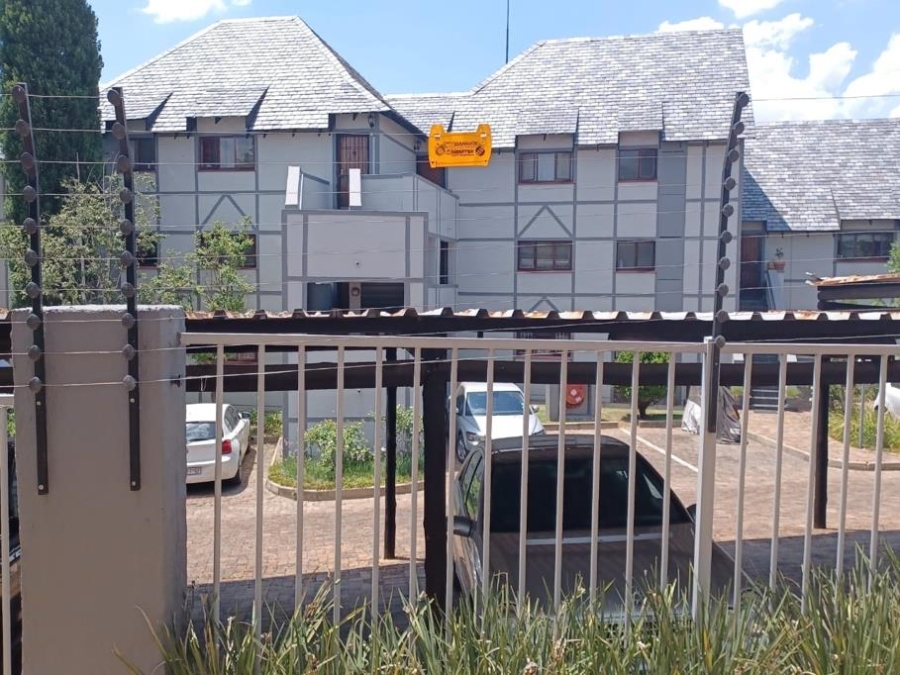 2 Bedroom Property for Sale in Sunninghill Gauteng