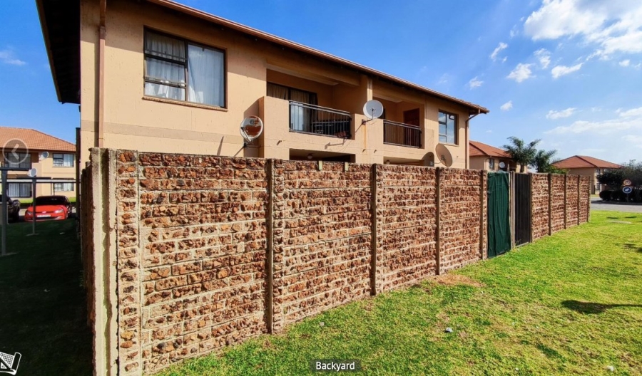 2 Bedroom Property for Sale in Parkrand Gauteng