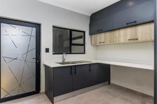 3 Bedroom Property for Sale in Bryanston Gauteng