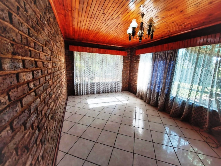 3 Bedroom Property for Sale in Sinoville Gauteng