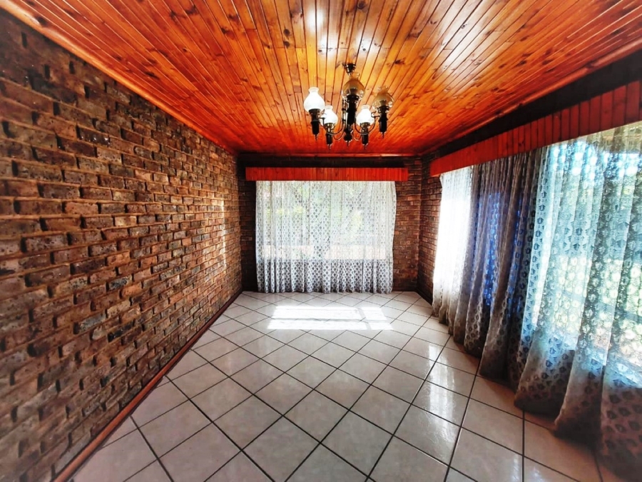 3 Bedroom Property for Sale in Sinoville Gauteng