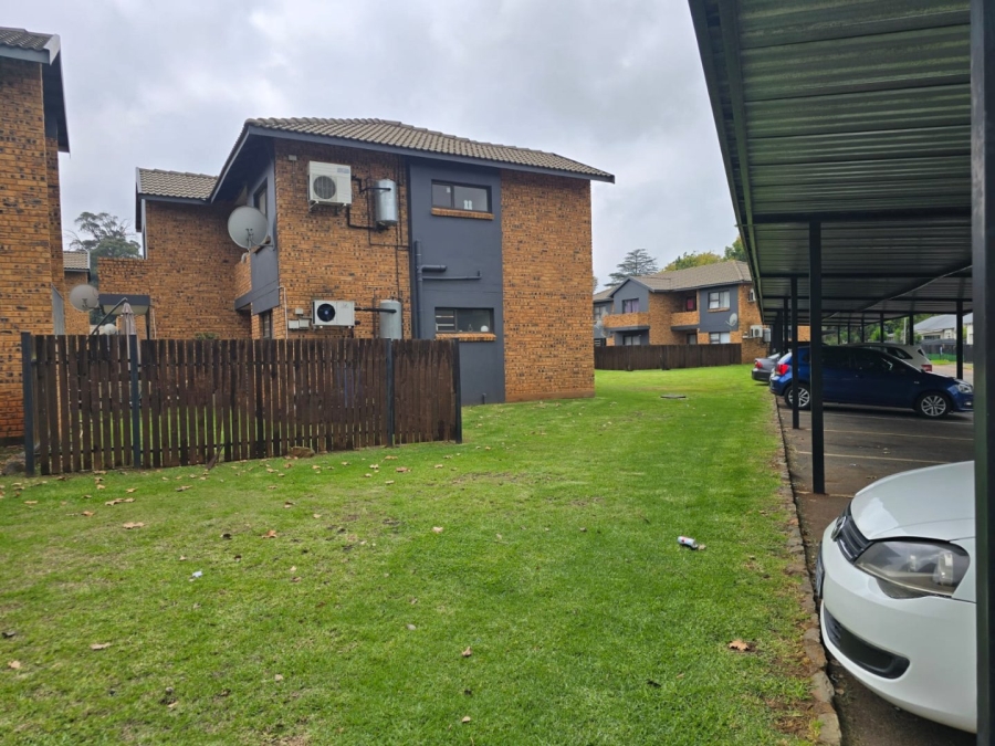 2 Bedroom Property for Sale in Comet Gauteng