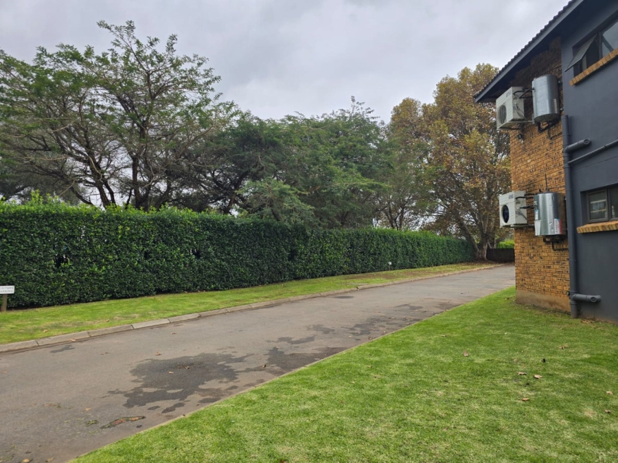 2 Bedroom Property for Sale in Comet Gauteng