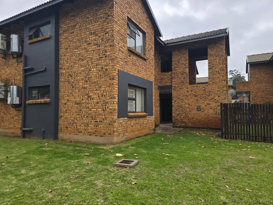 2 Bedroom Property for Sale in Comet Gauteng