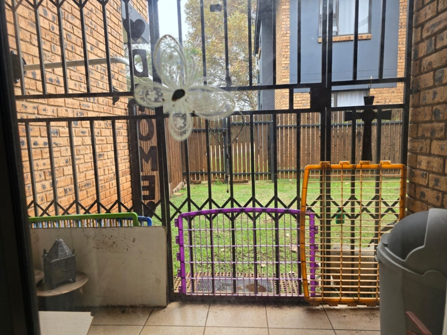 2 Bedroom Property for Sale in Comet Gauteng