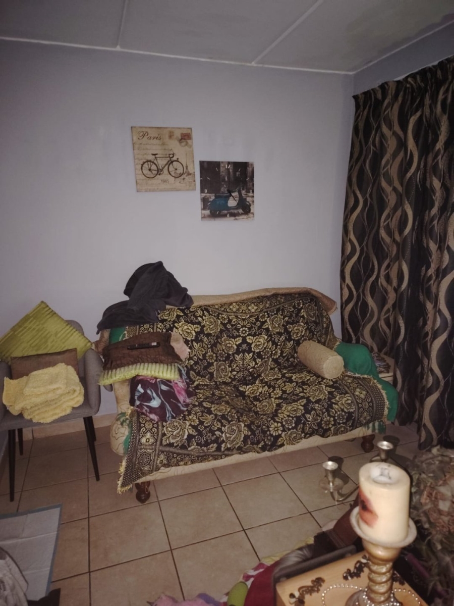 2 Bedroom Property for Sale in Comet Gauteng