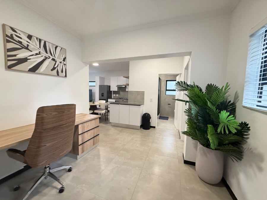 To Let 1 Bedroom Property for Rent in Fourways Gauteng