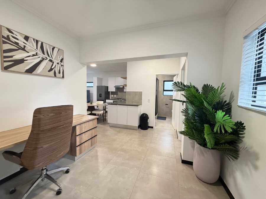 To Let 1 Bedroom Property for Rent in Fourways Gauteng