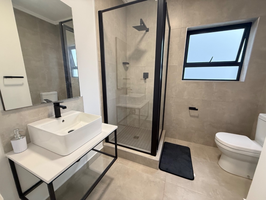 To Let 1 Bedroom Property for Rent in Fourways Gauteng