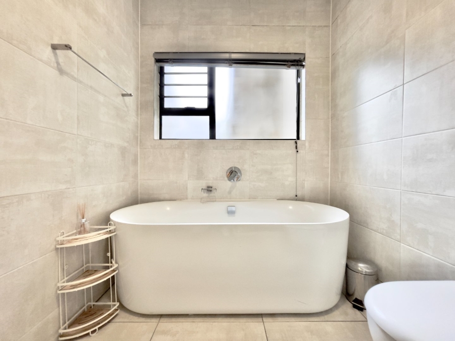 3 Bedroom Property for Sale in The Polofields Gauteng