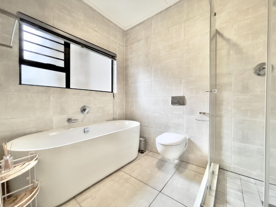 3 Bedroom Property for Sale in The Polofields Gauteng